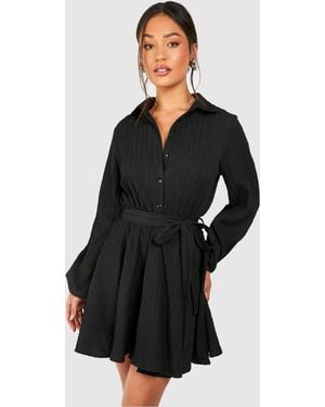 Boohoo Petite Crinkle Skater Shirt Dress - Black
