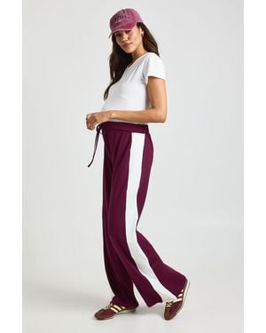 Boohoo Maternity Side Stripe Wide Leg Trouser - Red
