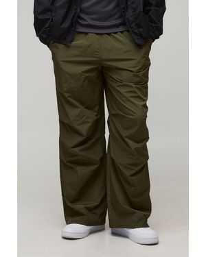 BoohooMAN Parachute Fit Reversible Ripstop Utility Trouser - Green