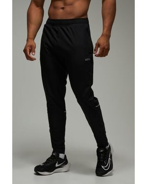 BoohooMAN Active Running Vent Tapered Jogger - Black
