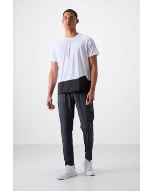 TOMMY LIFE Straight-Leg Seamless Joggers - White