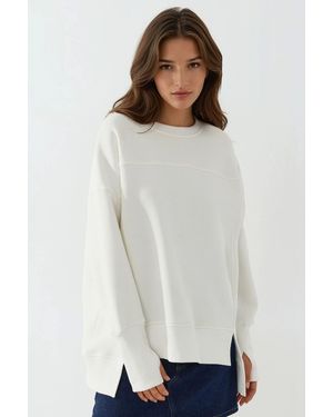 Hiccup Crew Neck Oversized Sweatshirt With A Front Slit - White