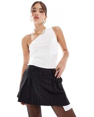 ASOS Pleat Front Exposed Tailored Mini Skirt - White