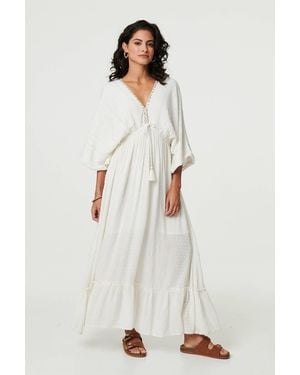 Izabel London Textured V-Neck Empire Kaftan Maxi Dress - White