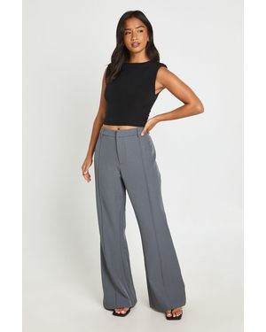 Boohoo Petite Basics Tailored Flare Trouser - Blue
