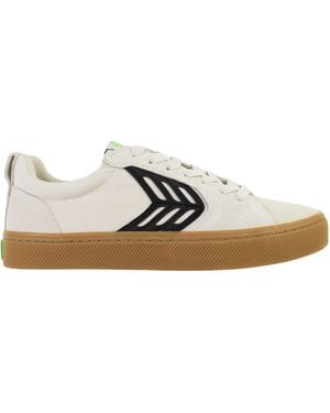 CARIUMA Catiba Pro Skate Off Plimsolls - White