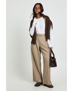 Boohoo Petite Basics Tailored Wide Leg Trouser - Natural
