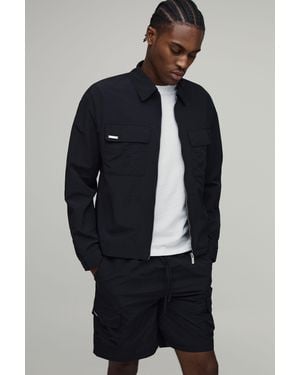 BoohooMAN Regular Coated Nylon Cargo Overshirt & Relaxed Short Set - Blue