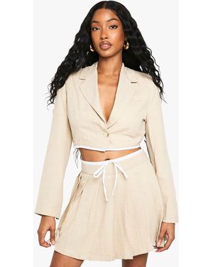 Boohoo Tailored Woven Cropped Contrast Hem Blazer - Natural
