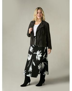 Live Unlimited Mono Floral Print Bias Cut Skirt - Multicolour