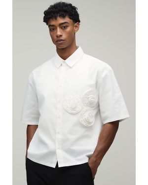 BoohooMAN Boxy Crop 3D Floral Stripe Shirt - White