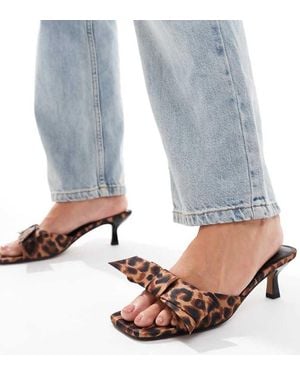 ASOS Wide Fit Hyphen Bow Detail Mid Heeled Mules - Blue