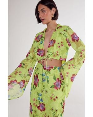 Nasty Gal Floral Burnout Tie Front Fluted Sleeve Crop Top - Green