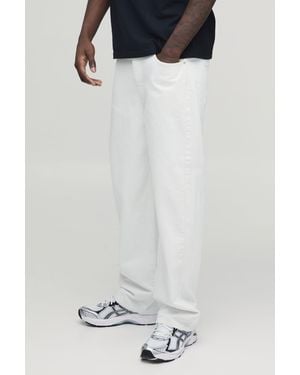 BoohooMAN Basic Relaxed Fit Jeans - Black