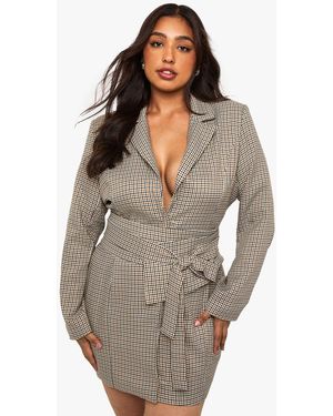 Boohoo Plus Obi Check Blazer Dress - Brown