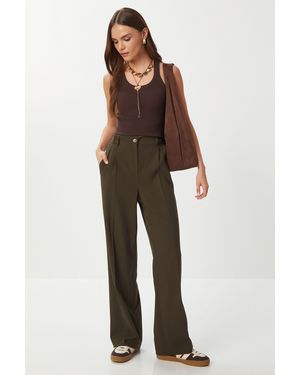 Happiness İstanbul Pleated Straight Leg Trousers - Brown