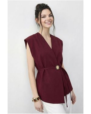 Bianco Lucci Belted V-Neck Crepe Waistcoat - Red