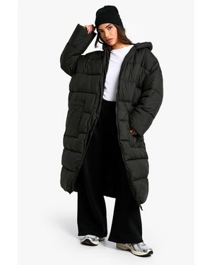 Boohoo Petite Hooded Longline Puffer Coat - Black