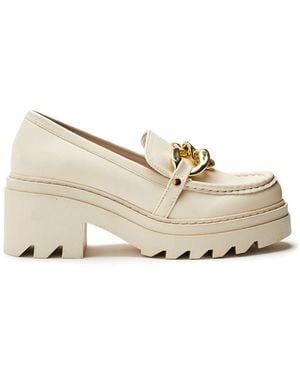 b.soleful Sorelle Loafers Faux Leather - Natural