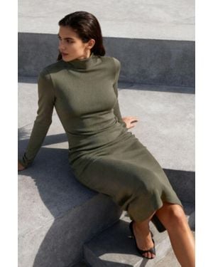 TOMMY LIFE Ribbed Turtleneck Midi Dress - Grey