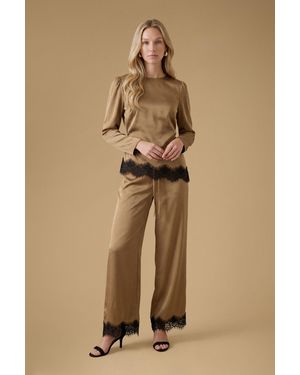 Oasis Satin Back Crepe Lace Trim Top - Natural