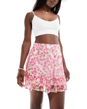 Vero Moda Mini Skirt - Red