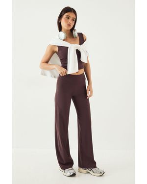 DSGN Studio Sculpt Straight Leg Trouser - Brown