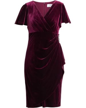 Gina Bacconi Kadie Velvet Dress With Embellishment Detail - Red