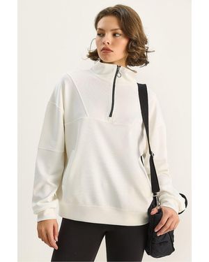 Bianco Lucci Relaxed Fit Zipper Collar Knitted Sweatshirt - Natural