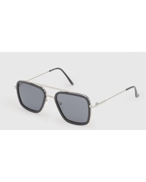 Boohoo Metal Framed Aviator Sunglasses - White