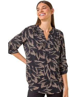 Roman Leaf Puff Print Button Front 3/4 Sleevetop - Black