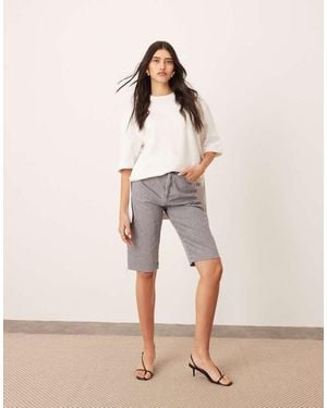 ARRANGE Cleo Denim Longline Short With Raw Hem - Natural