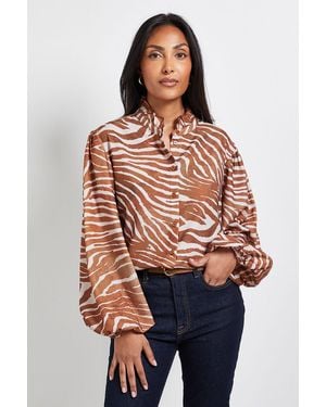Wallis Petite Animal Ruffle Collar Button Blouse - Multicolour