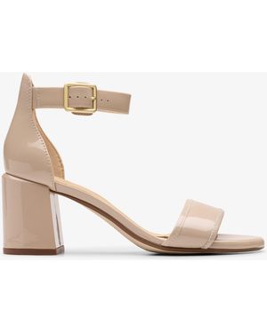 Clarks Ezoria Mae Patent Sandalen - Wit