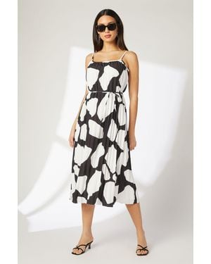 PRINCIPLES Mono Geo Printed Pleat Dress - White