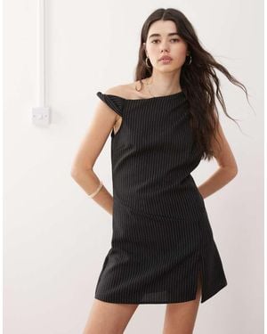 Reclaimed Vintage Tailored Structured Mini Skort Dress With One Shoulder Detail - Black