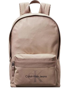 Calvin Klein Ronde Logo Rugzak (grijs) - Naturel
