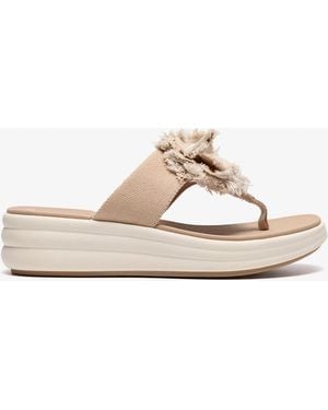 Clarks Drift Rose Sand Sandals - Metallic