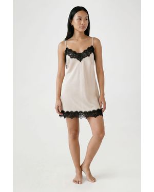 Boohoo Contrast Lace Detail Nightie - White