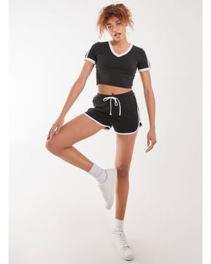Pink Vanilla Contrast Piping Cropped T-Shirt - Black