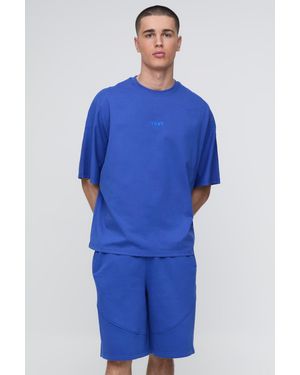 BoohooMAN Oversized Panelled Embroidered T-Shirt And Short Set - Blue