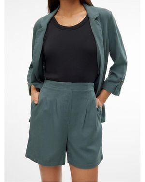 Vero Moda Jesmilo Solid Bermuda Shorts - Black