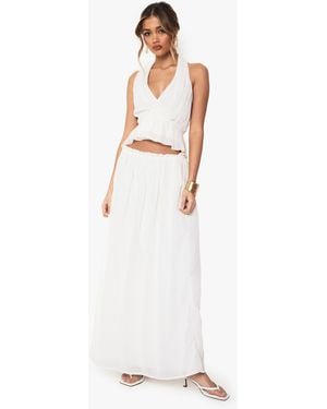 Boohoo Low Rise Pleated Sweeping Maxi Skirt - White