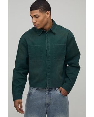 BoohooMAN Oversized Crop Sun Bleached Cargo Pocket Patch Shirt - Green