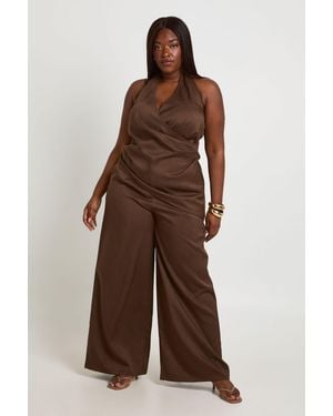 Boohoo Plus Woven Pleated Wide Leg Trouser - Brown
