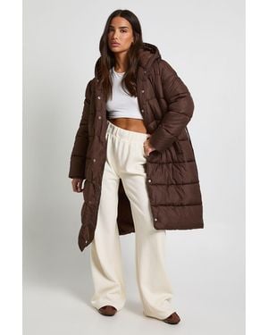Boohoo Petite Belted Longline Puffer Jacket - Brown