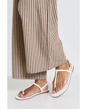 Boohoo Slingback Toe Post Sandals - Natural