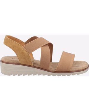 Fleet   Foster Freesia Memory Foam - White