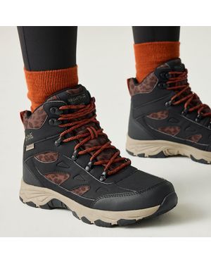 Regatta Ladies Vendora Leopard Synthetic Leather Walking Boots - Black