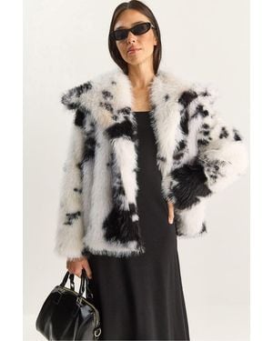 Bianco Lucci Oversized Faux Fur Plush Jacket - Natural